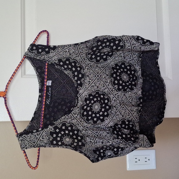 Harlow Tops - Harlow crop top